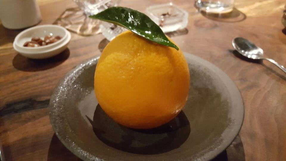 Orangen-Buttermilch-Eis