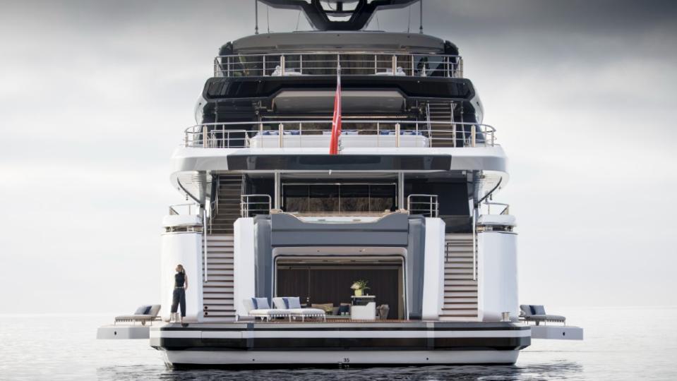 Superyacht Malia Stern