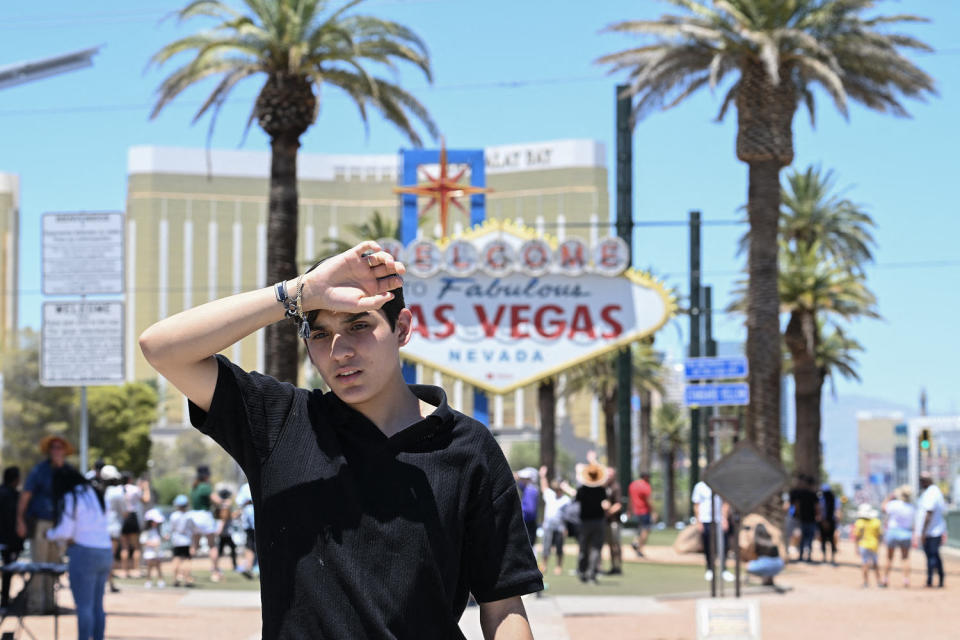 TOPSHOT-US-CLIMATE-HEAT-NEVADA (Robyn Beck/AFP via Getty Images)