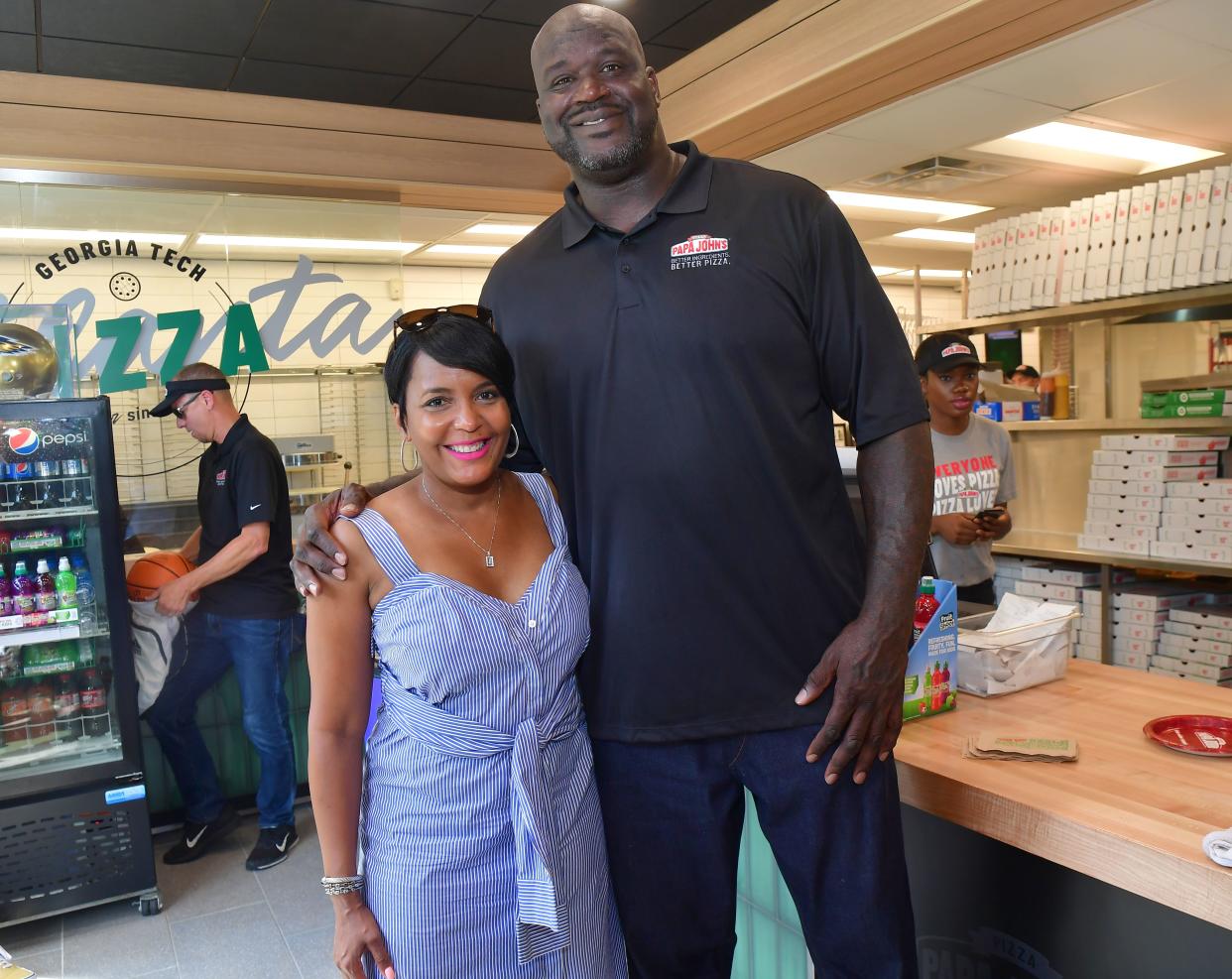 Shaquille O'Neal & Papa Johns