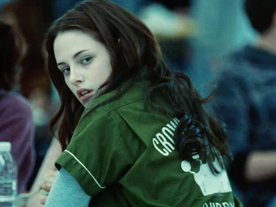 kristen stewart as bella in twilight