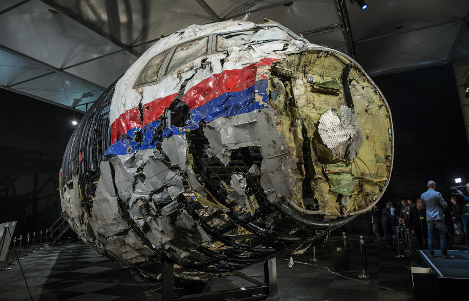 The reconstructed wreckage of the MH17 airplane is seen after the presentation of the final report into the crash of July 2014 of Malaysia Airlines flight MH17 over Ukraine, in Gilze Rijen, the Netherlands, October 13, 2015. The Dutch are due to announce on Wednesday 28 September the long-awaited results of an investigation with Australia, Malaysia, Belgium and Ukraine into the July 17, 2014 downing of the flight.    REUTERS/Michael Kooren/File Photo          FROM THE FILES PACKAGE - SEARCH "FILES MH17" FOR ALL 20 IMAGES