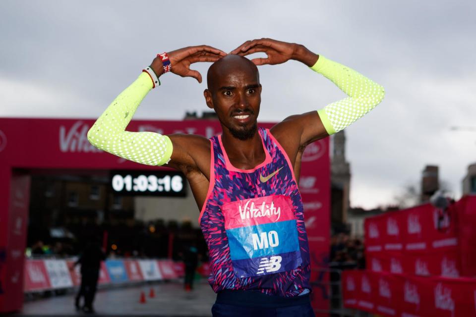 Vitality Westminster Mile: Sir Mo Farah delights young athletes as he runs alongside them during London fun run