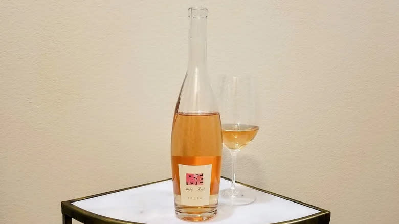 bottle and glass of Epoch rosé