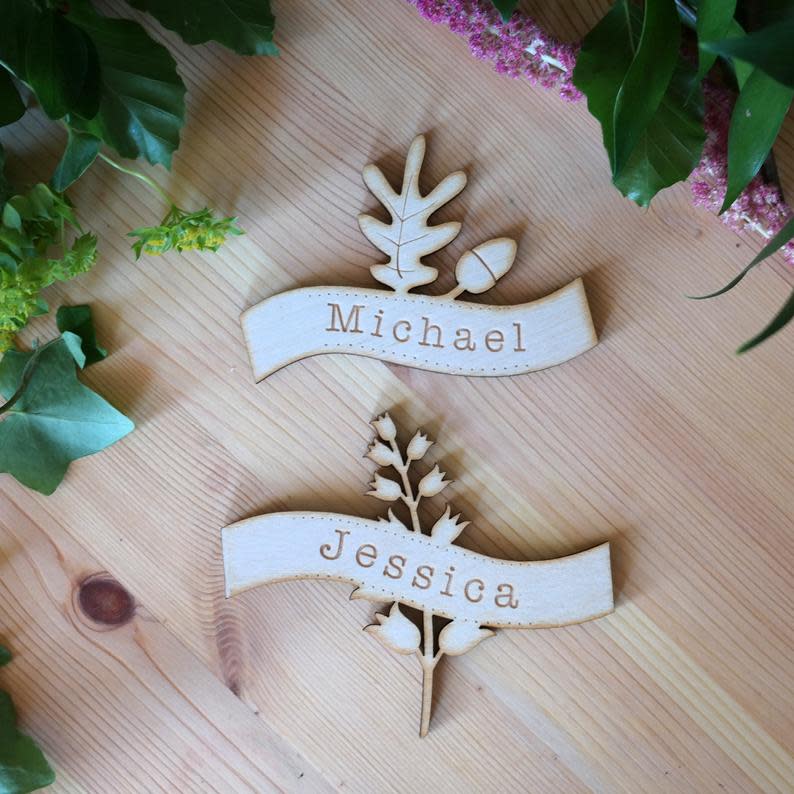 9) Rustic Fall Place Cards