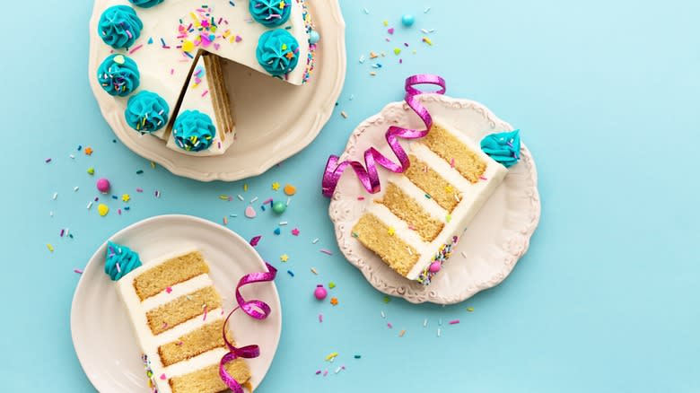 cut cake with even layers