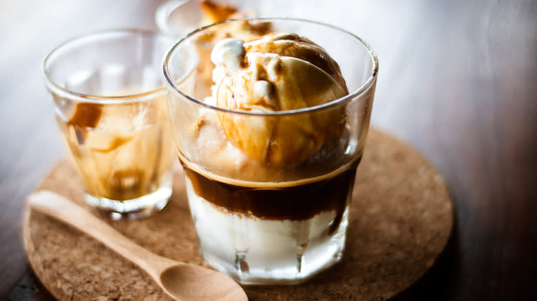 affogato in glasses