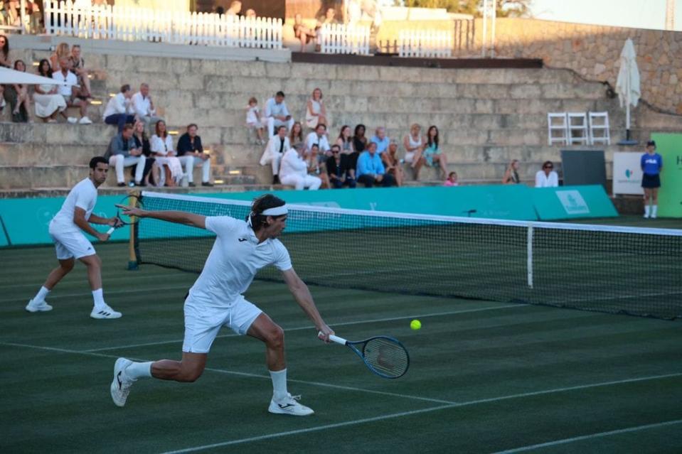 Jaume Munar y Feliciano López en el partido de exhibición