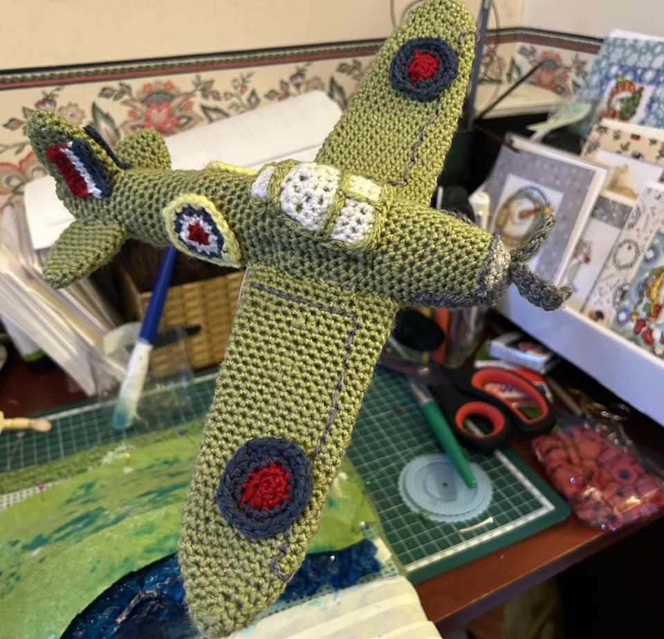 Crocheted plane 