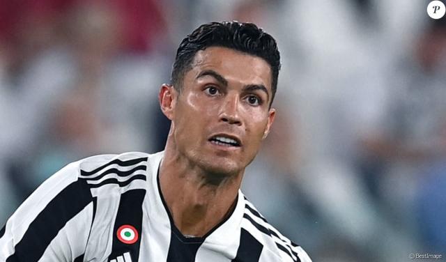 Cristiano Ronaldo: son père, son fils, sa vie de célibataire