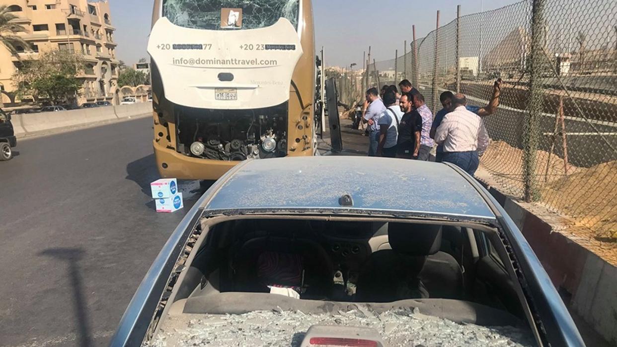 Der Sprengsatz explodierte am Straßenrand explodiert, als ein Touristenbus vorbeifuhr. Foto: Ahmed Gomaa/XinHua