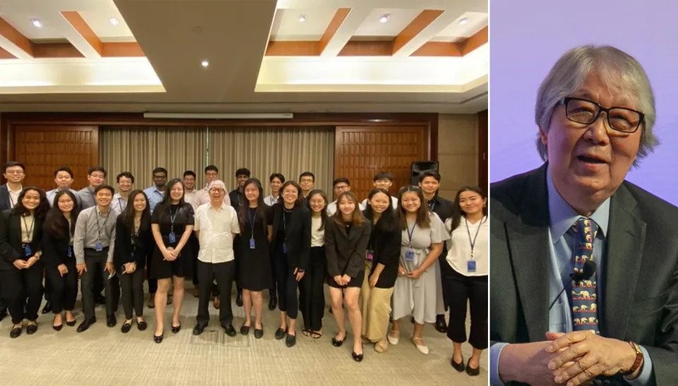 During Prof Tommy Koh's meeting with the 24 undergraduates on 21 July, 2022, the group spent two hours discussing various questions and issues relevant to Singapore’s diplomacy and foreign policy.(PHOTOS: Tommy Koh/Facebook, Yahoo News Singapore file photo)