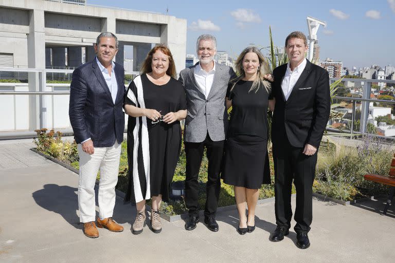 Carlos Reymundo Roberts, Graciela Guadalupe, Héctor Guyot, Karina Galperín y Gastón Roitberg