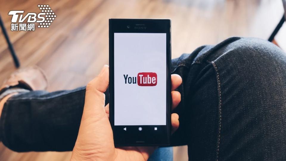 YouTube APP更新後爆出「閃退」災情。（示意圖／shutterstock達志影像）