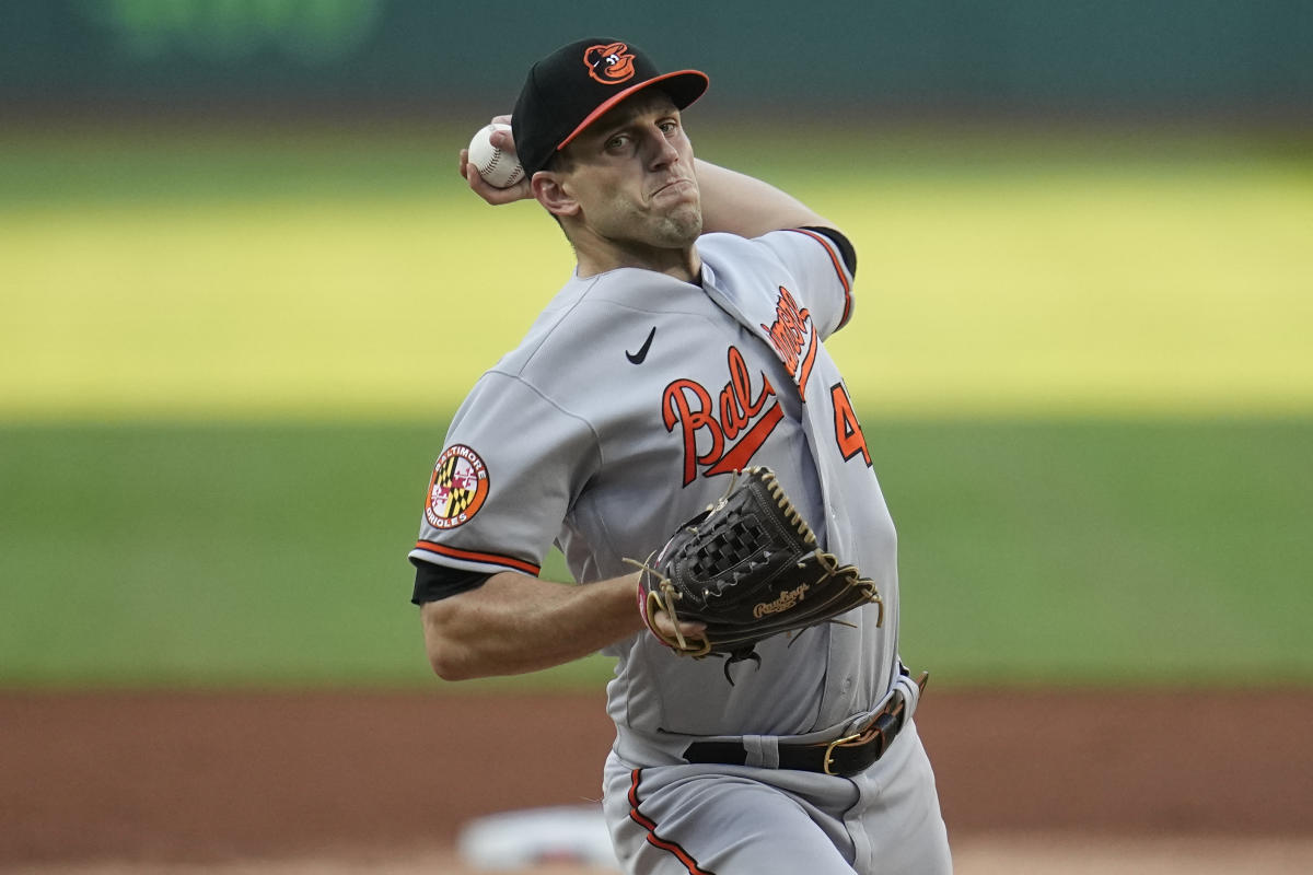 John Means takes no-hit bid into the 7th, playoff-bound Orioles