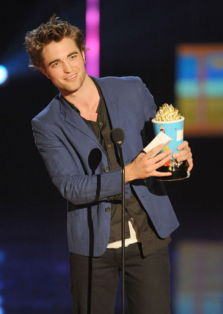 MTV Movie Awards Show Photos 2009 Robert Pattinson