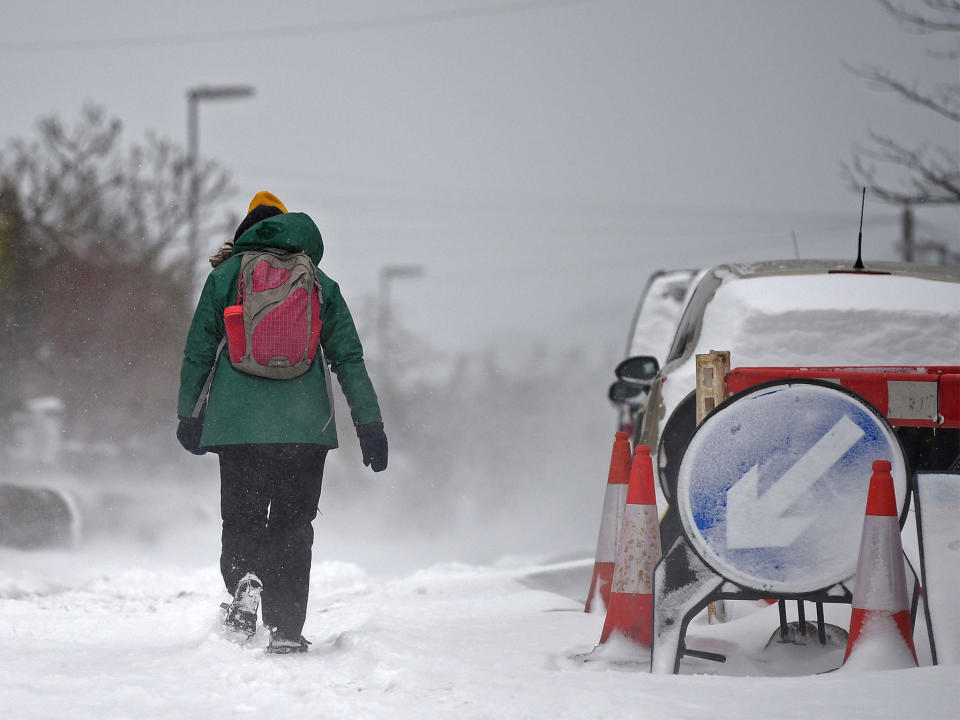 UK weather: Cold conditions to last at least four weeks as snow moves in, forecasters warn