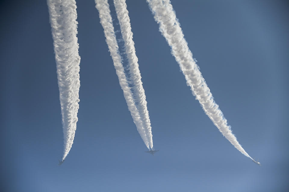 Air Force fighter jets flyover Rajpath during the Republic Day parade in New Delhi on January 26, 2021. (Photo by Jewel SAMAD / AFP) (Photo by JEWEL SAMAD/AFP via Getty Images)