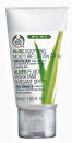 the Body Shop Aloe Soothing Moisture Lotion SPF15（50ml）（the Body Shop）賣點：從不含防腐劑的蘆薈萃取精華，也有防曬作用，適合作日霜；$199