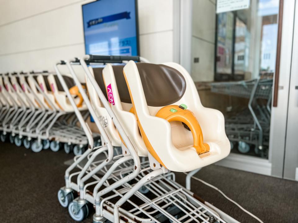 strollers in Japan