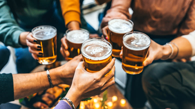 Group of people drinking beer