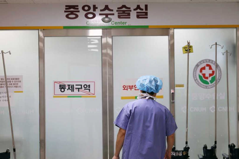 南韓醫師們和政府槓上。（圖／達志／美聯社）