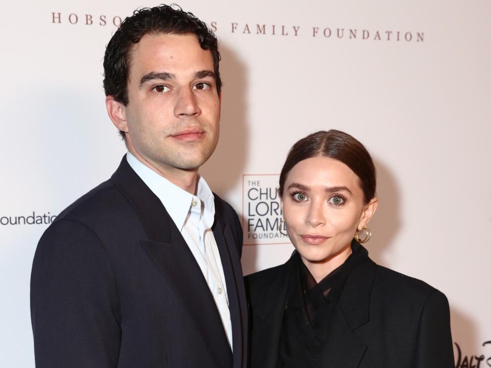 Celebrities Who Kept the Baby News Secret: Elon Musk  Grimes