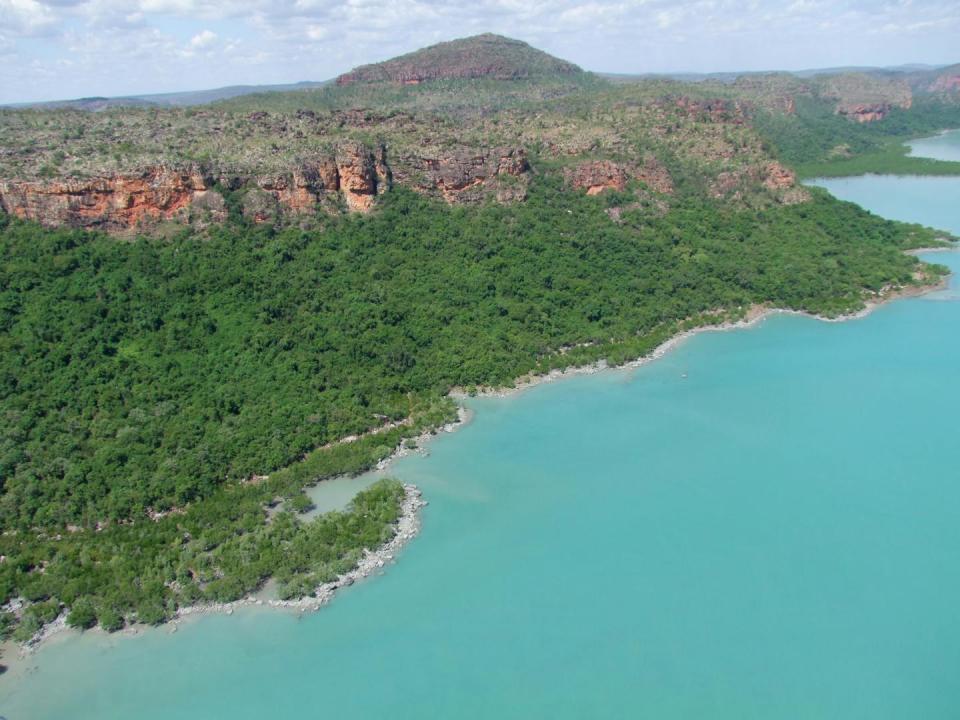 Indigenous Protected Areas conserve some of Australia’s most iconic and intact landscapes. James Fitzsimons, <a href="http://creativecommons.org/licenses/by-nd/4.0/" rel="nofollow noopener" target="_blank" data-ylk="slk:CC BY-ND;elm:context_link;itc:0;sec:content-canvas" class="link ">CC BY-ND</a>