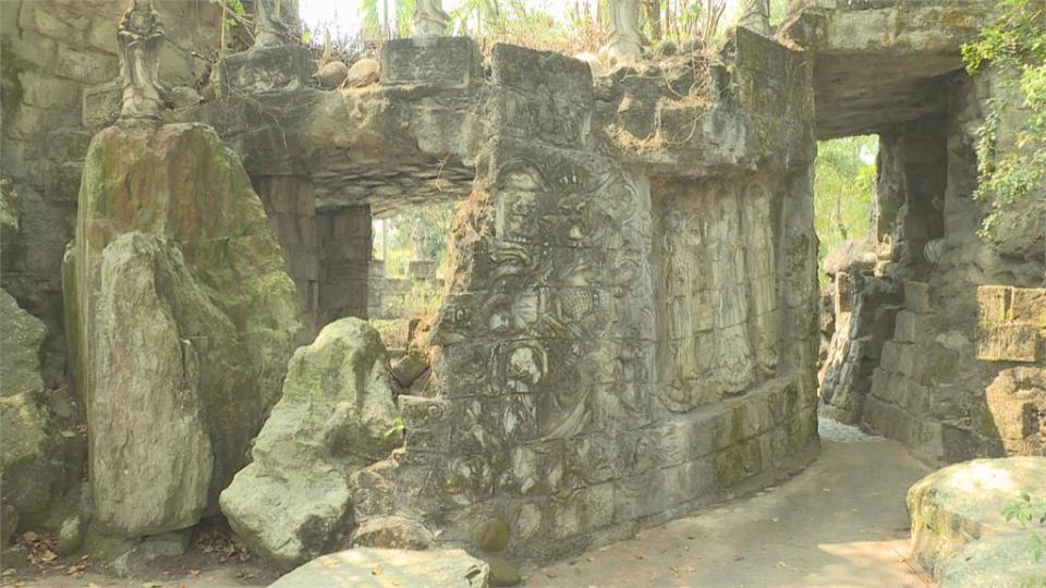 石壁浮雕佛像「台版吳哥窟」 藏身楠西佛寺後院