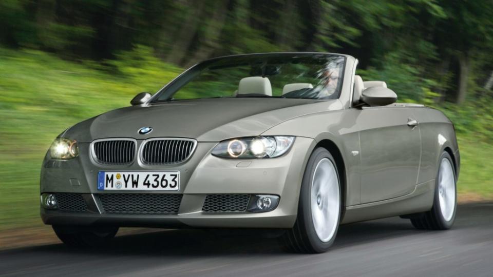 利菁對於德國雙門敞蓬跑車似乎還是有著憧憬， 因此她決定入手原廠代號E93的BMW 3系列敞篷車。(圖片來源/ BMW)