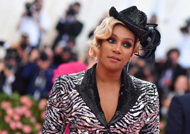 Met Gala 2019: Tiffany Haddish hides home-made fried chicken in her Michael  Kors clutch bag on red carpet, The Independent