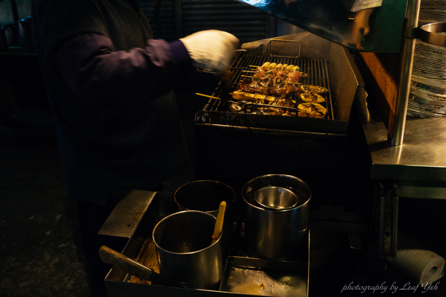 巴黎炭烤,板橋炭烤串燒,板橋碳烤串燒,板橋宵夜,板橋烤肉,板橋光仁中學美食,板橋美食小吃,埔墘美食小吃,板橋中山路炭烤,板橋碳烤,埔墘碳烤串燒,興隆市場宵夜美食