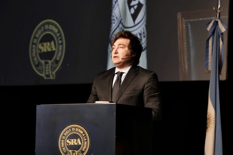 Javier Milei durante la presentación en la SRA