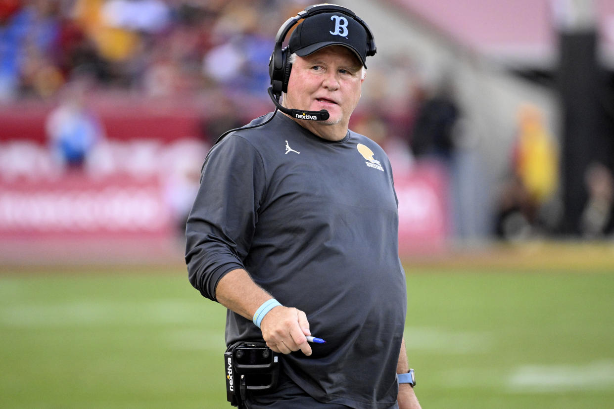 Los Angeles, CA - November 18:  Head coach Chip Kelly of the UCLA Bruins looks on against the USC Trojans in the first half of a NCAA football game at the Los Angeles Memorial Coliseum in Los Angeles on Saturday, November 18, 2023. (Photo by Keith Birmingham/MediaNews Group/Pasadena Star-News via Getty Images)