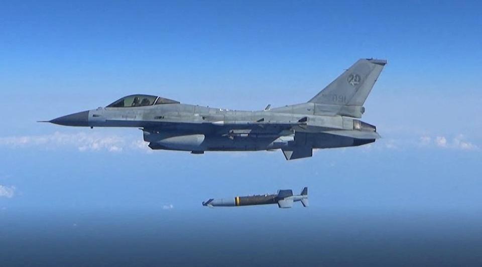 <div class="inline-image__caption"><p>A South Korean Air Force F-15K fires an air-to-surface missile toward the north of its maritime border with North Korea, in this handout provided by South Korea’s Defense Ministry on Nov. 2, 2022.</p></div> <div class="inline-image__credit">South Korea Defence Ministry/Yonhap via Reuters</div>