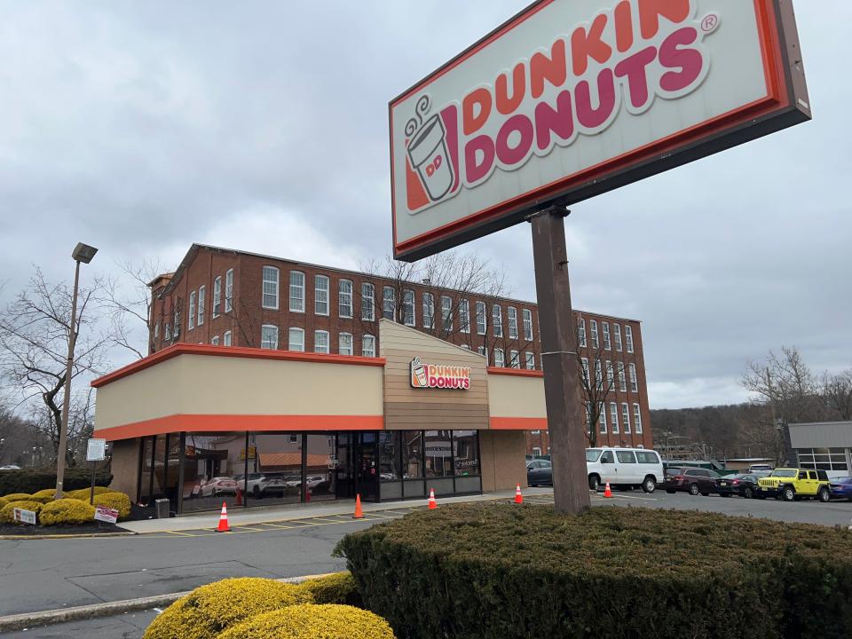 Dunkin' restaurant on Haledon Avenue, looking northeast.