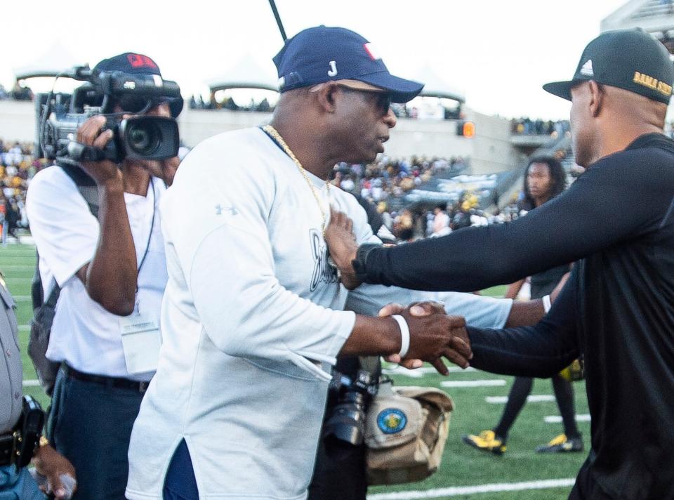 Why Eddie Robinson Jr., citing disrespect, didn't hug Deion Sanders after  Jackson State-ASU game