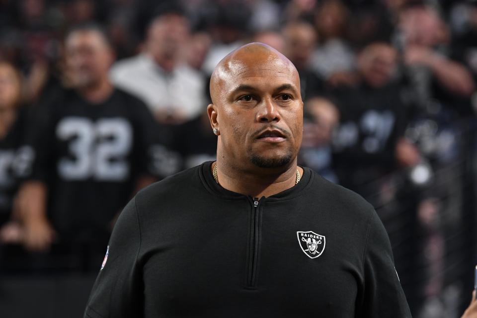 Nov 12, 2023; Paradise, Nevada, USA; Las Vegas Raiders interim head coach Antonio Pierce enters the field for warm up against the New York Jets at Allegiant Stadium. Mandatory Credit: Candice Ward-USA TODAY Sports