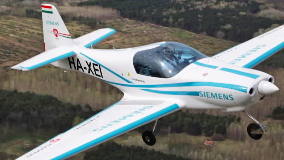 An electric plane powered by Siemens has crashed in southern Hungary, killing