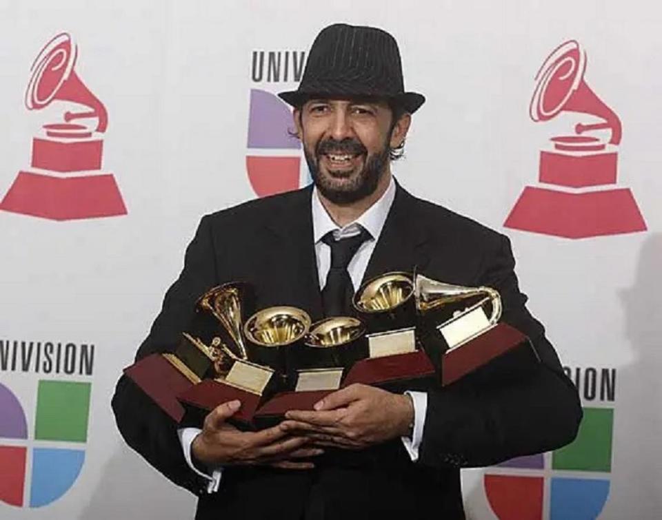 Juan Luis Guerra y la 4.40 en la FTX de Miami.