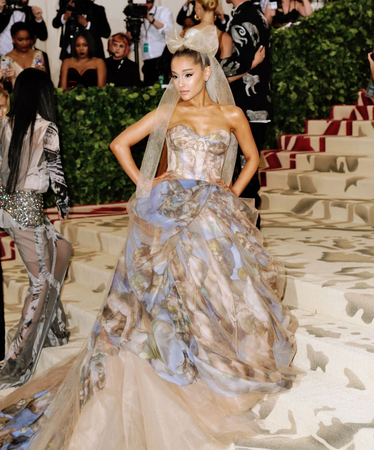 heavenly bodies fashion the catholic imagination costume institute gala