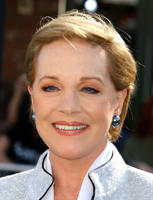 Julie Andrews at the L.A. premiere of Dreamworks' Shrek 2