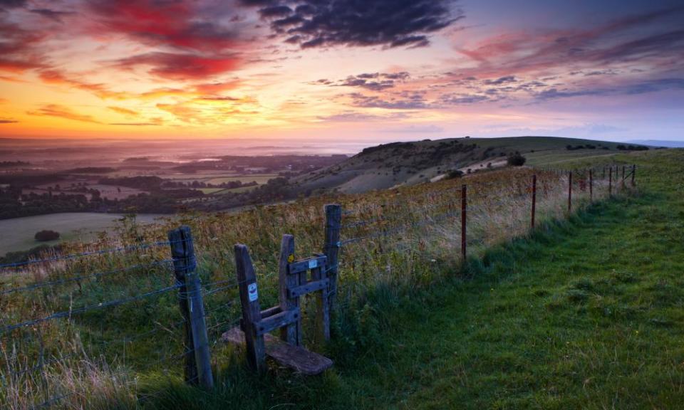 Views from Ditching Beacon along the South Downs Way at dawn.