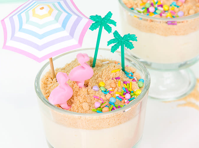 Beach Vibes 'Dirt' Pudding Cup