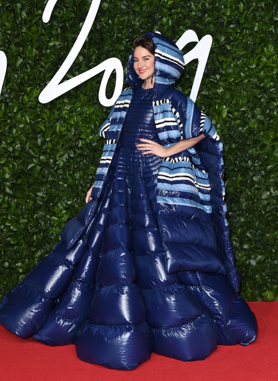 puffer gown shailene woodley