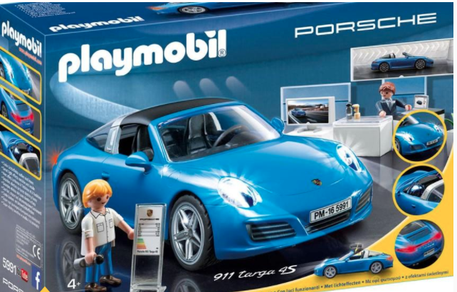 Esta es una de las cajas de juguetes de Porsche y Playmobil. Foto: Twitter.com/ivanvilaplanam