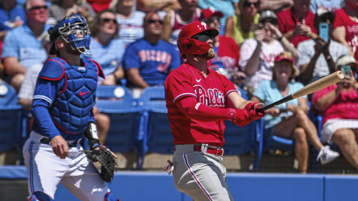 Kyle Schwarber wants Phillies to lean into ending playoff drought