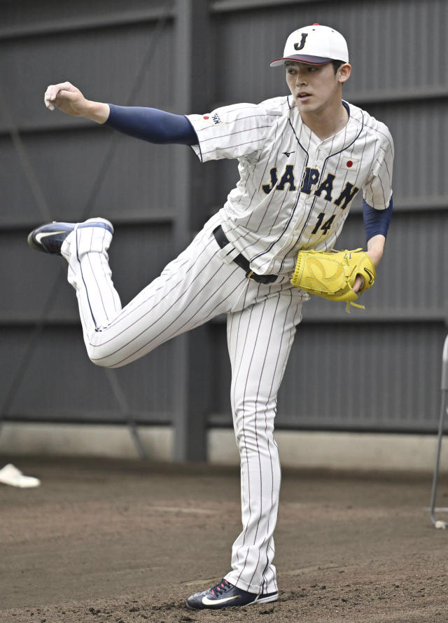 Teenager Rouki Sasaki is being called the next Shohei Ohtani - Los