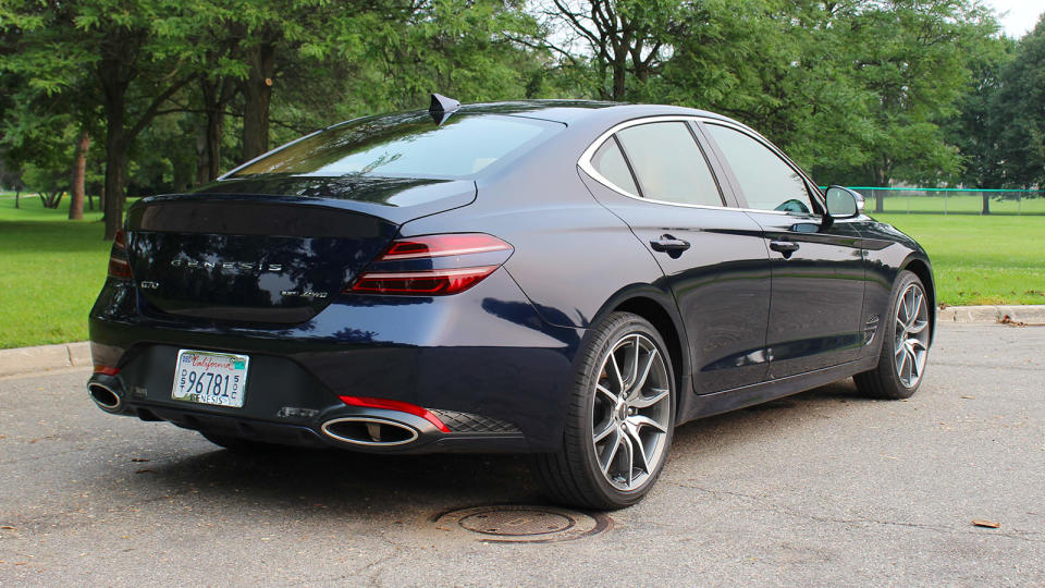 2022 Genesis G70