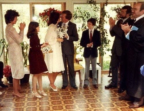 Julie Gammack, left, was Susan Bray's maid of honor when she married Ed DeLong in their Radnor, Pennsylvania home in 1983.